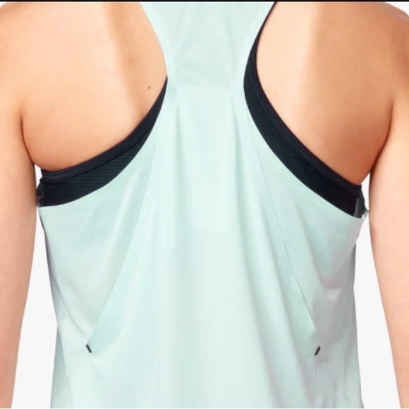 Women's ON-Running Tank- Size Small - Picture 2 of 10